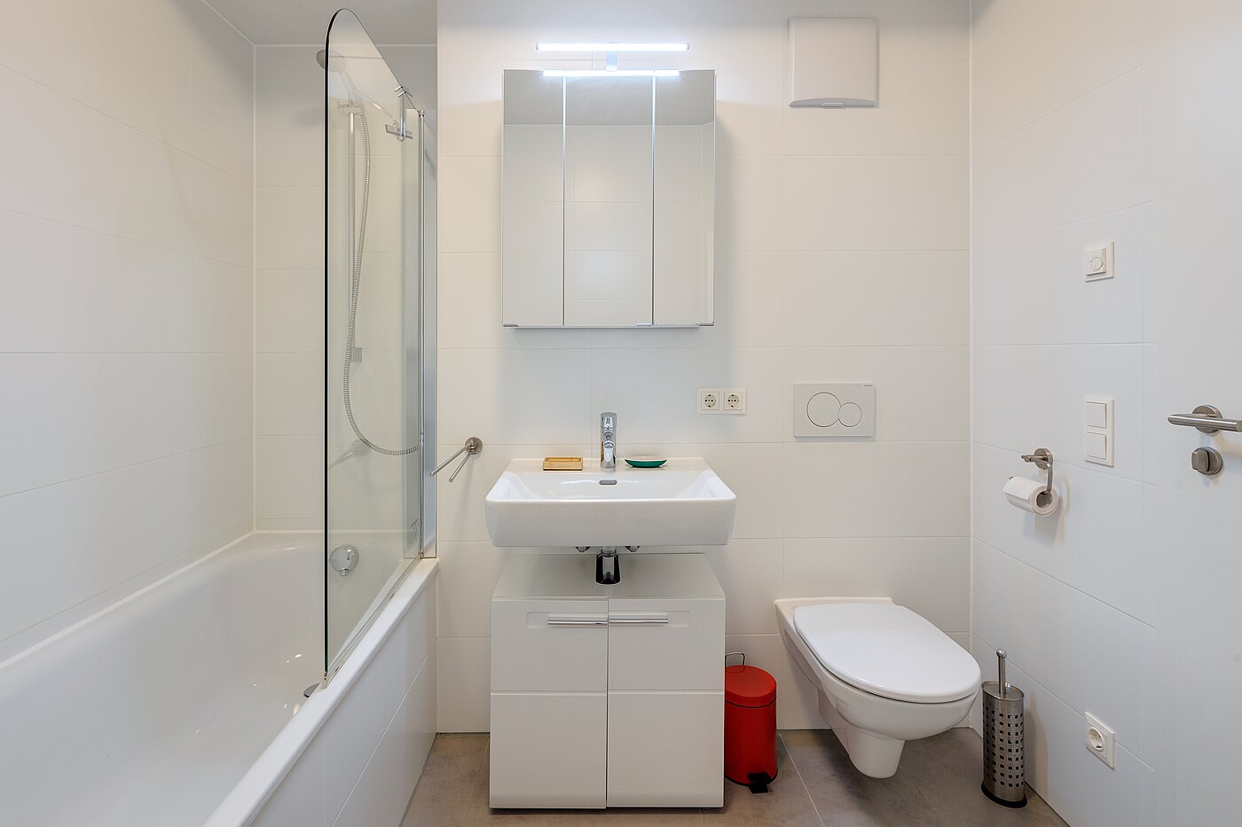 Квартира в многоэтажно доме с 2 комнатами | München-Ramersdorf | 70472 | Schönes Bad