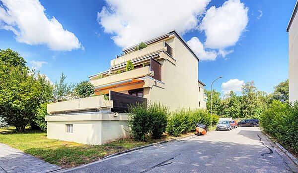 Квартира в многоэтажно доме с 1 комнатная | Karlsfeld | 70460 | Außenansicht