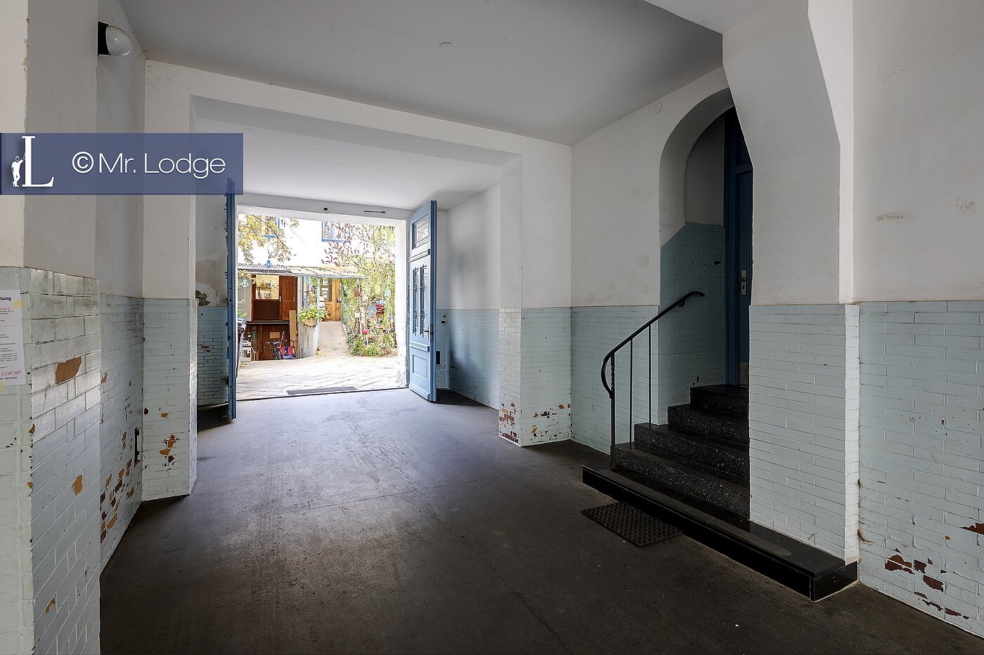 Квартира в многоэтажно доме с 2.5 комнатами | München-Haidhausen | 1710D2 | Hauseingangsbereich