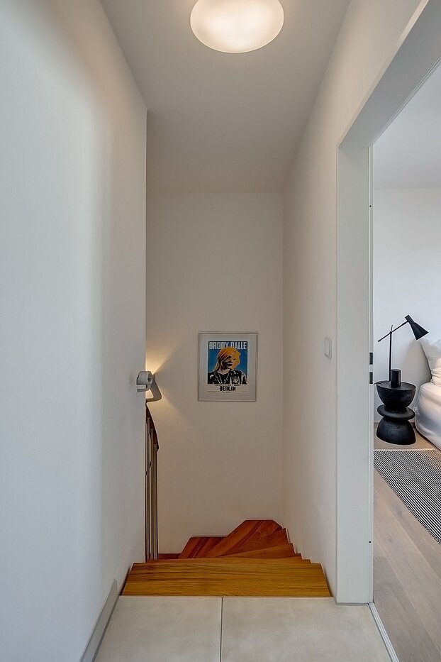 Квартира в многоэтажно доме с 4 комнатами | Ismaning | 700081 | Treppe ins Obergeschoss