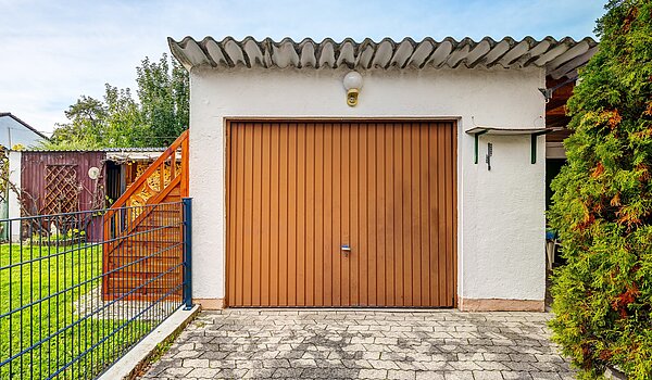 Особняк с 6 комнатами | Unterschleißheim | 2209ML7 | Garage