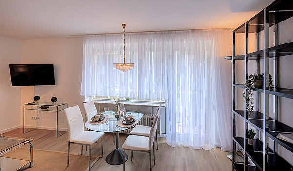 Квартира в многоэтажно доме с 2 комнатами | München-Sendling-Westpark | 70413 | ...Essbereich mit...