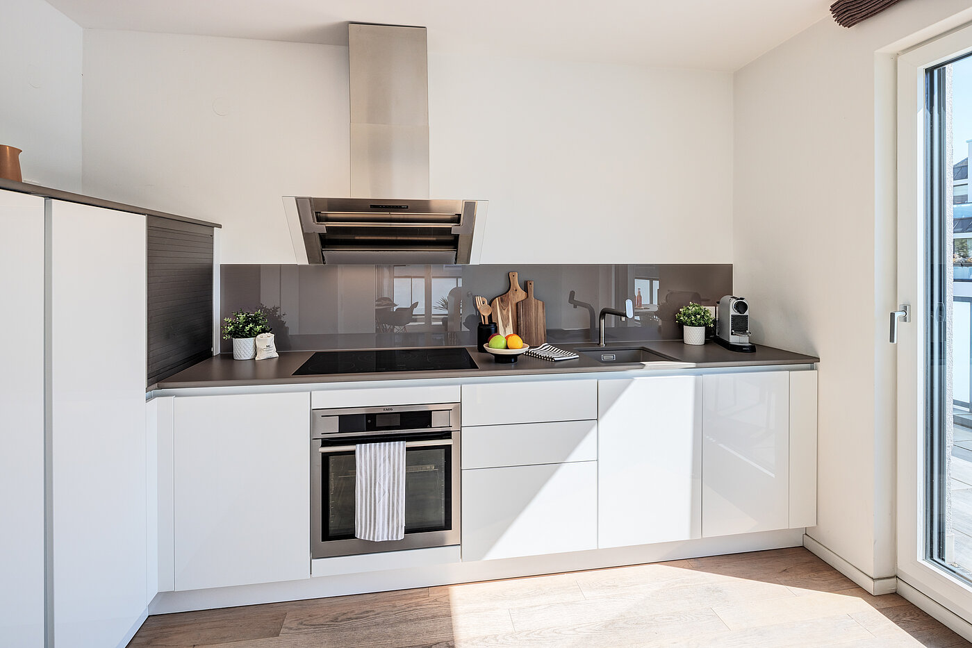 Penthouse с 2 комнатами | München-Bogenhausen | 70385 | Moderne Einbauküche