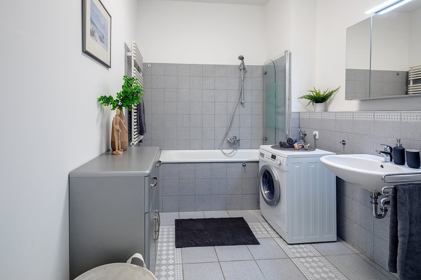 Квартира в многоэтажно доме с 5 комнатами | München-Au | 2009ML3 | Modernes Wannenbad