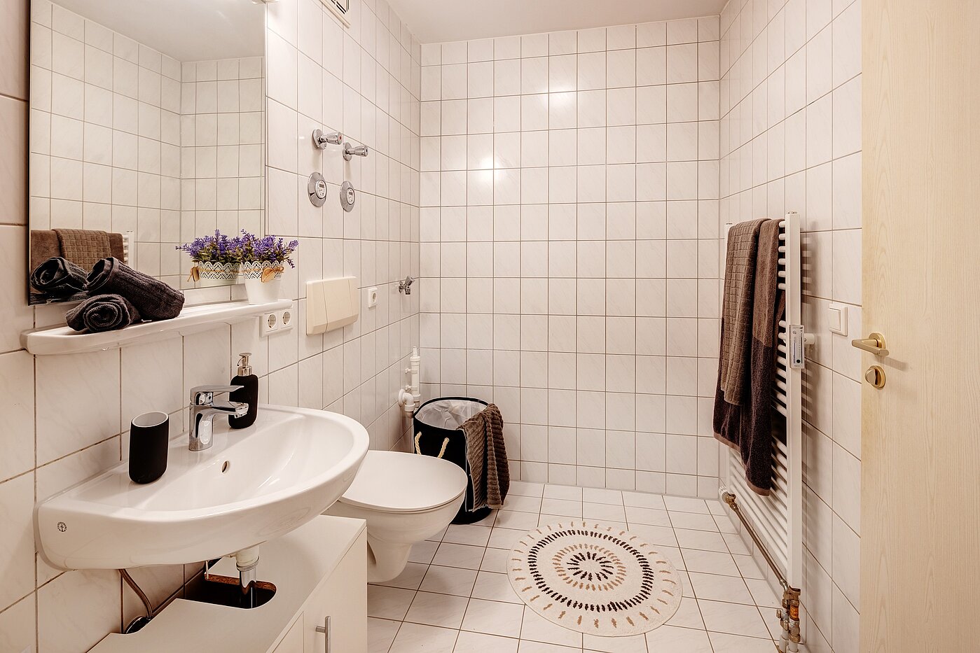 Квартира в многоэтажно доме с 2 комнатами | München-Obersendling | 70039 | ...bietet auch Platz für die Waschmaschine