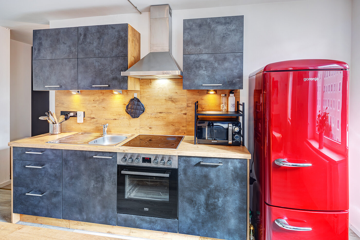 Квартира в многоэтажно доме с 3 комнатами | München-Schwabing | 70292 | Modern und Funktional