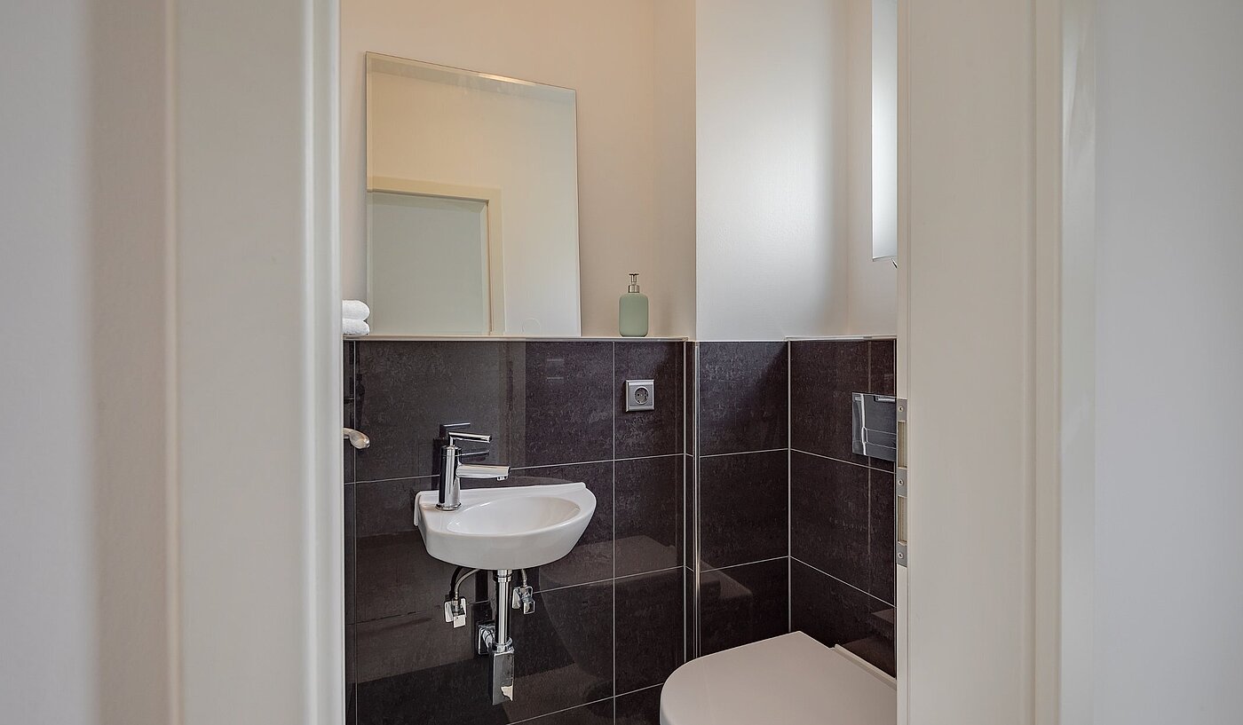 Половина двухквартирного жилого дома с 5 комнатами | München-Aubing | 1905ML4 | Gäste-WC