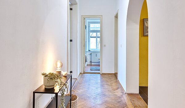 Квартира в многоэтажно доме с 2 комнатами | München-Isarvorstadt | 703031 | Eingangsbereich