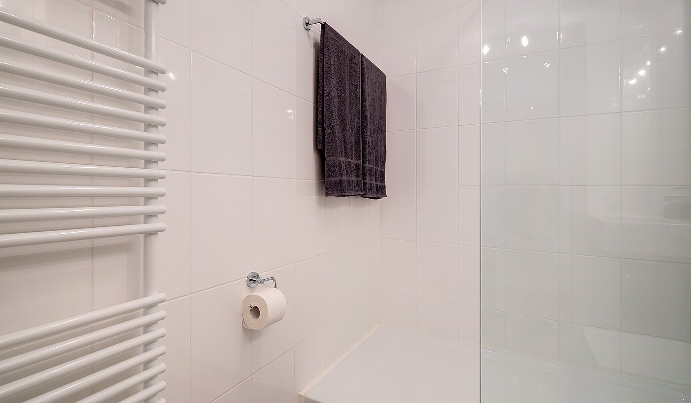 Квартира в многоэтажно доме с 2 комнатами | München-Schwabing | 70096 | Modern und hell gefliest