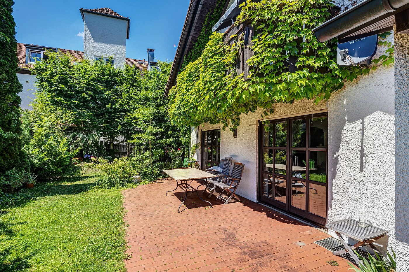 Особняк с 4 комнатами | Neubiberg | 70429 | Terrasse