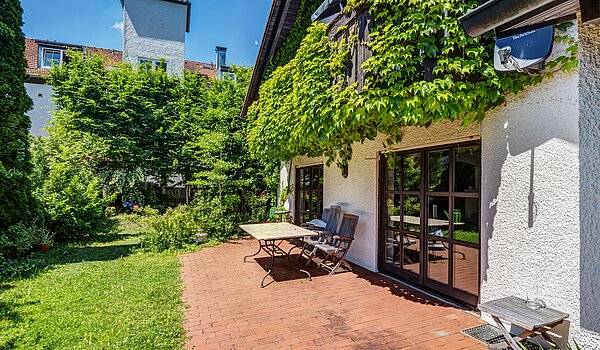 Особняк с 4 комнатами | Neubiberg | 70429 | Terrasse