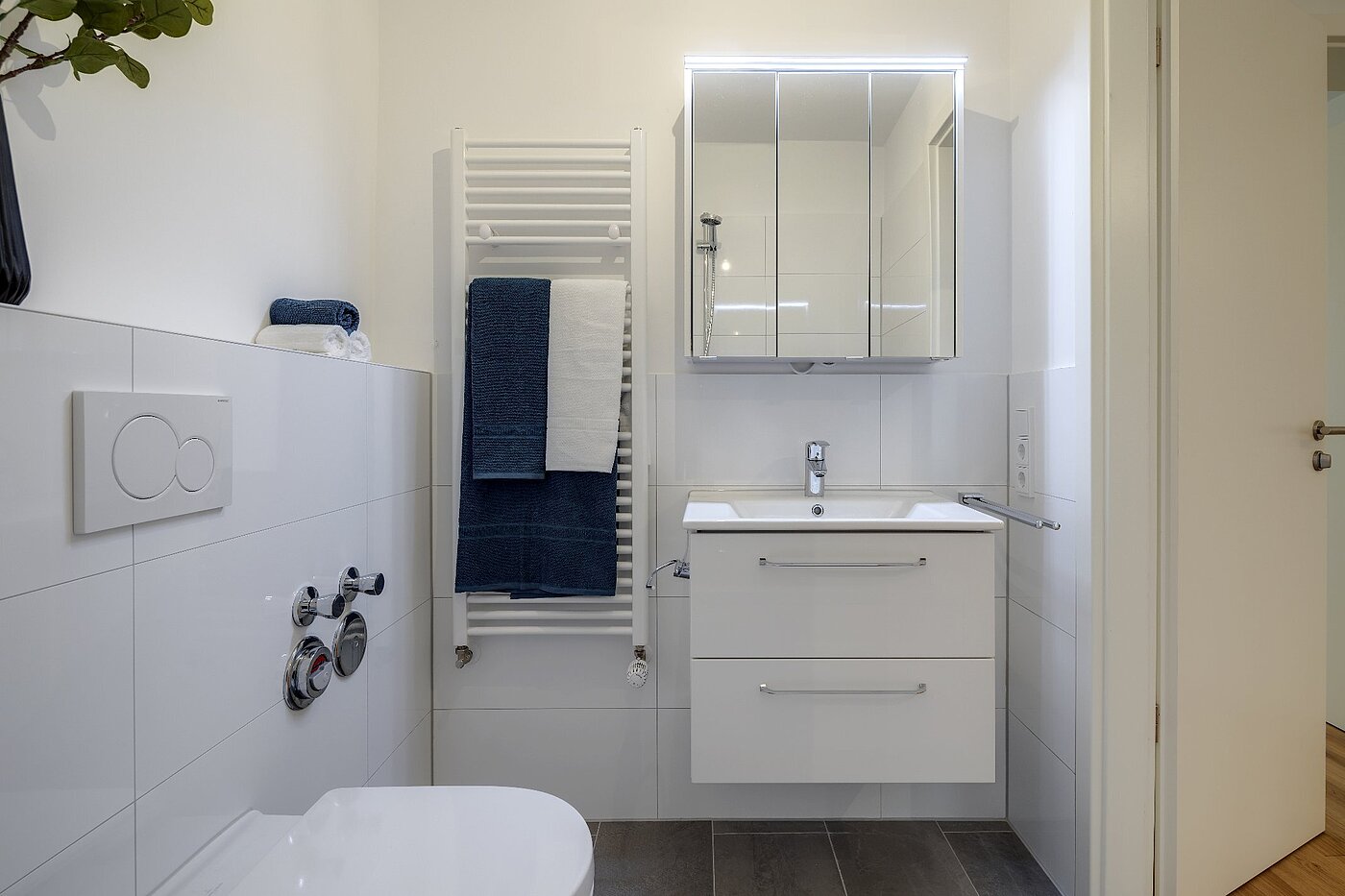 Квартира в многоэтажно доме с 3 комнатами | München-Neuhausen | 1803D7 | Moderne Ausstattung