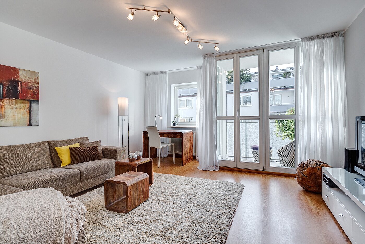 Квартира в многоэтажно доме с 2 комнатами | München-Schwabing | 70102