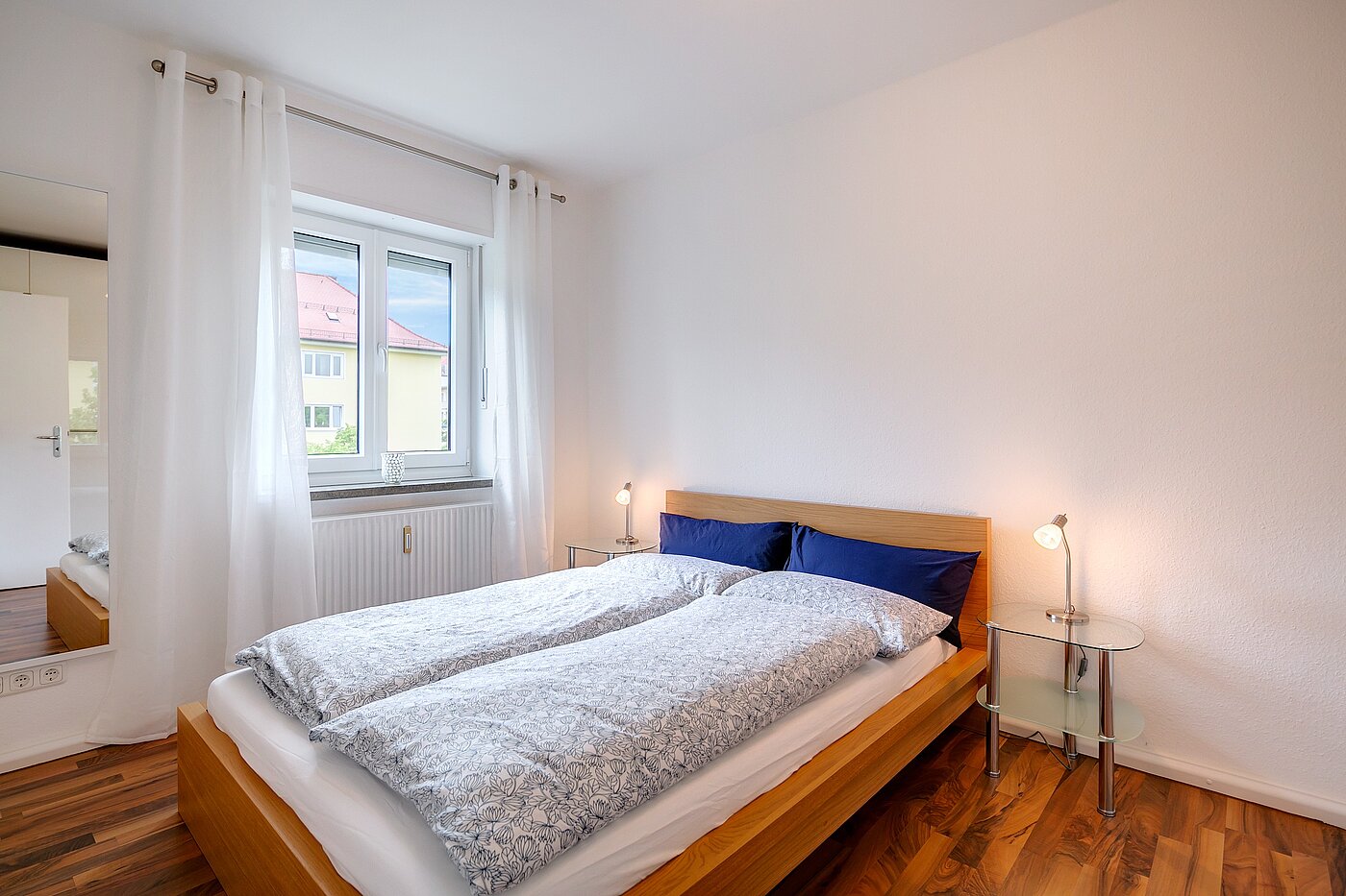Квартира в многоэтажно доме с 2 комнатами | München-Schwabing | 70096 | Separates Schlafzimmer