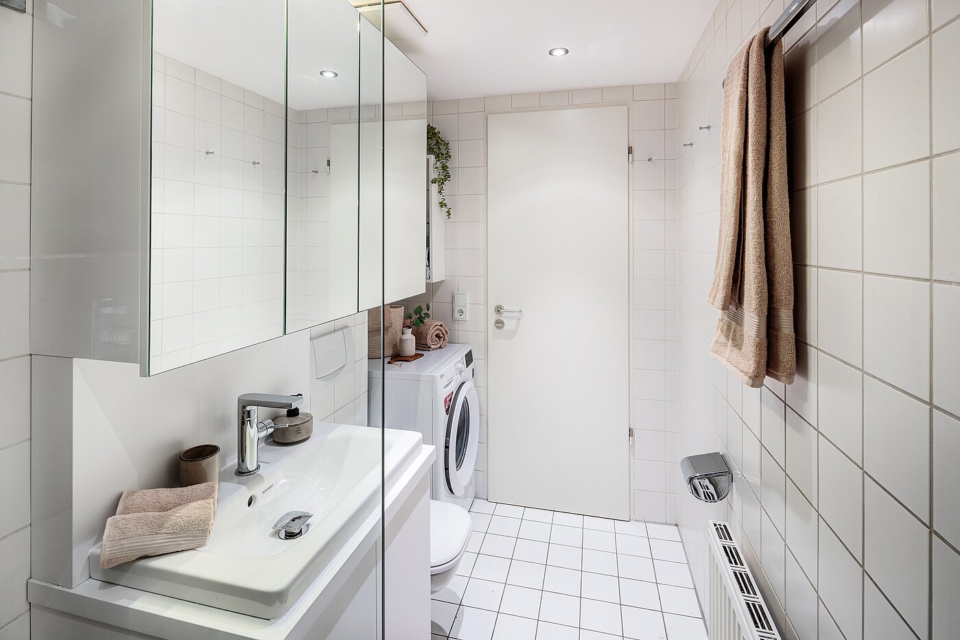 Квартира в многоэтажно доме с 2.5 комнатами | München-Fasangarten | 702211 | ...Waschtrockner