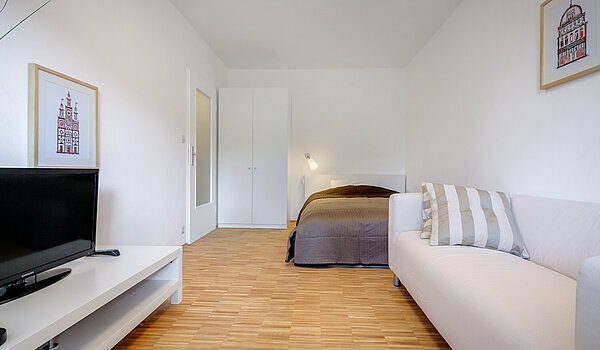 Apartment с 1 комнатная | München-Sendling | 70389 | Möblierungsvorschlag : Wohn- und Schlafbereich