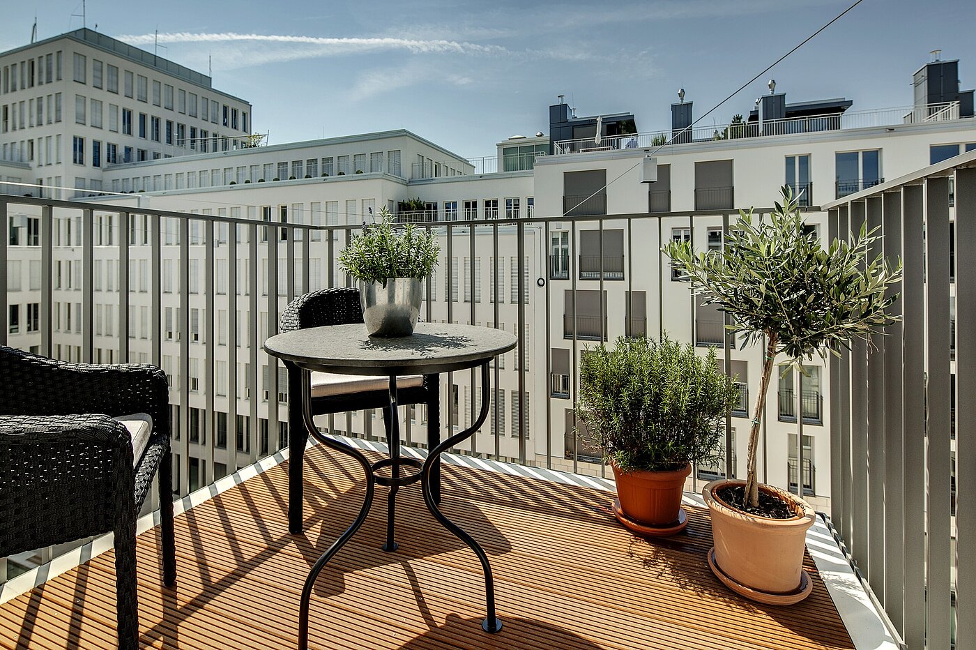 Квартира в многоэтажно доме с 2 комнатами | München-Maxvorstadt | 70023 | Sonniger Westbalkon