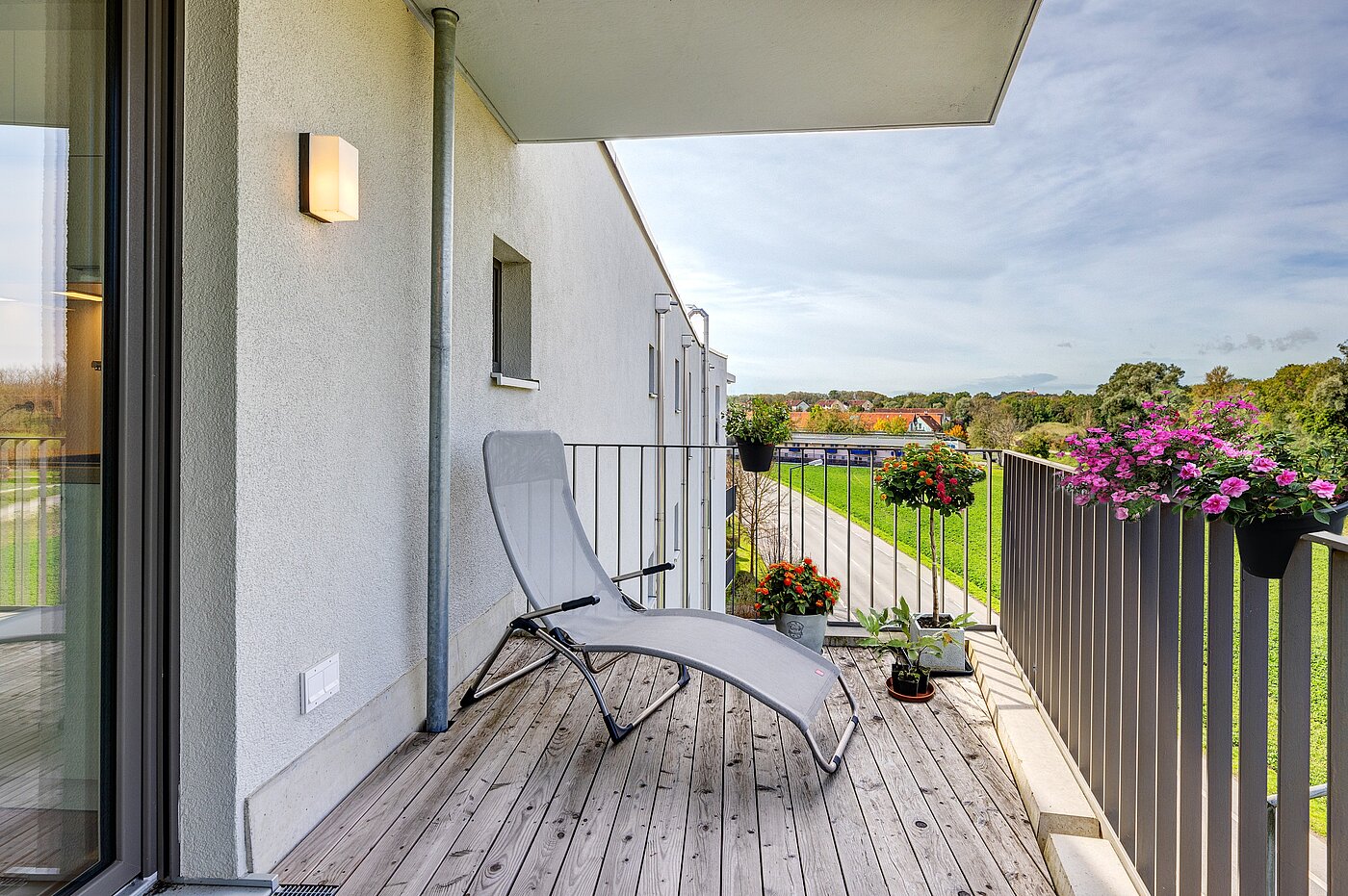 Квартира в многоэтажно доме с 2 комнатами | Freising | 70156 | ...und schönem Balkon