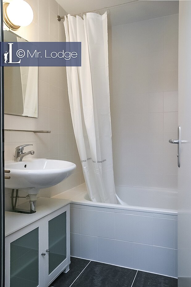 Квартира в многоэтажно доме с 1.5 комнатами | München-Isarvorstadt | 1707ML1 | Bad mit Wanne