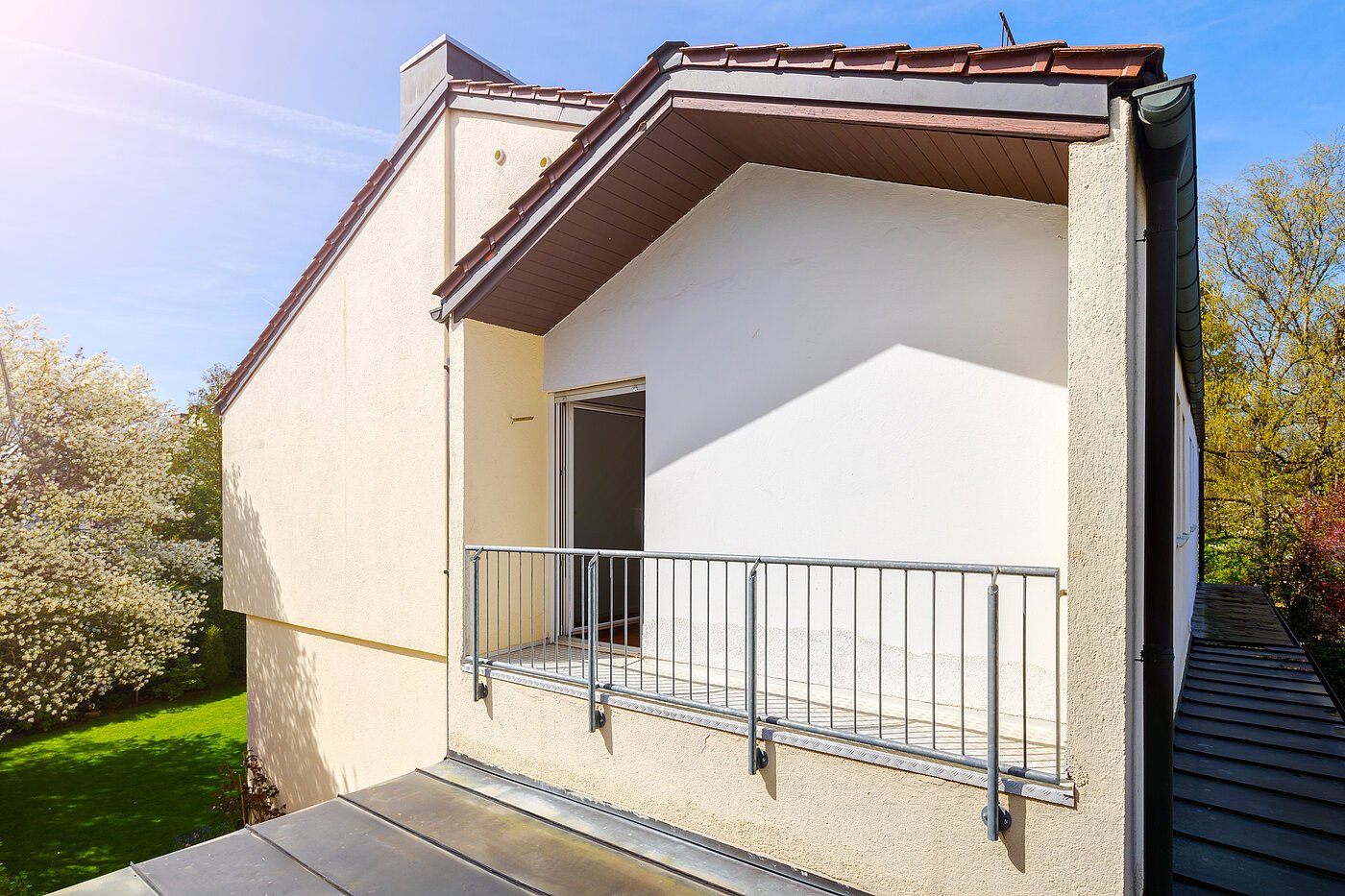 Половина двухквартирного жилого дома с 4 комнатами | München-Solln | 70120 | Eigener Balkon