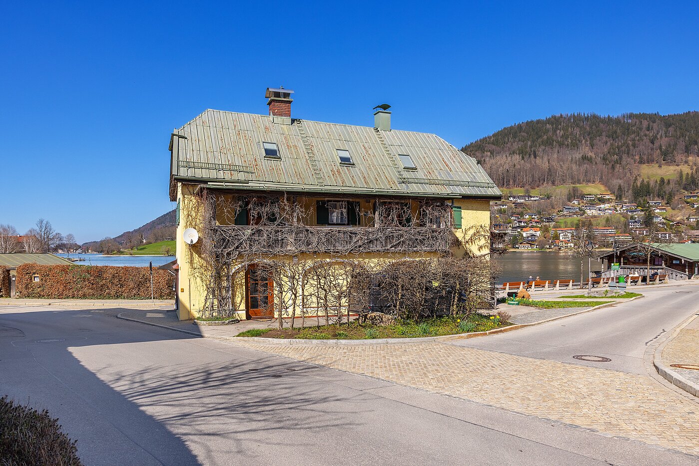Mehrfamilienhaus с 11 комнатами | Rottach-Egern | 70215 | in zentraler Lage.