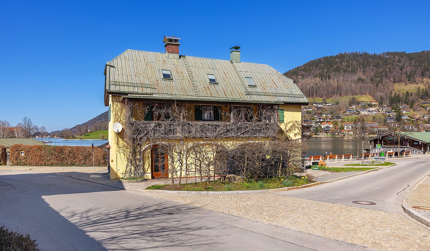 Mehrfamilienhaus с 11 комнатами | Rottach-Egern | 70215 | in zentraler Lage.