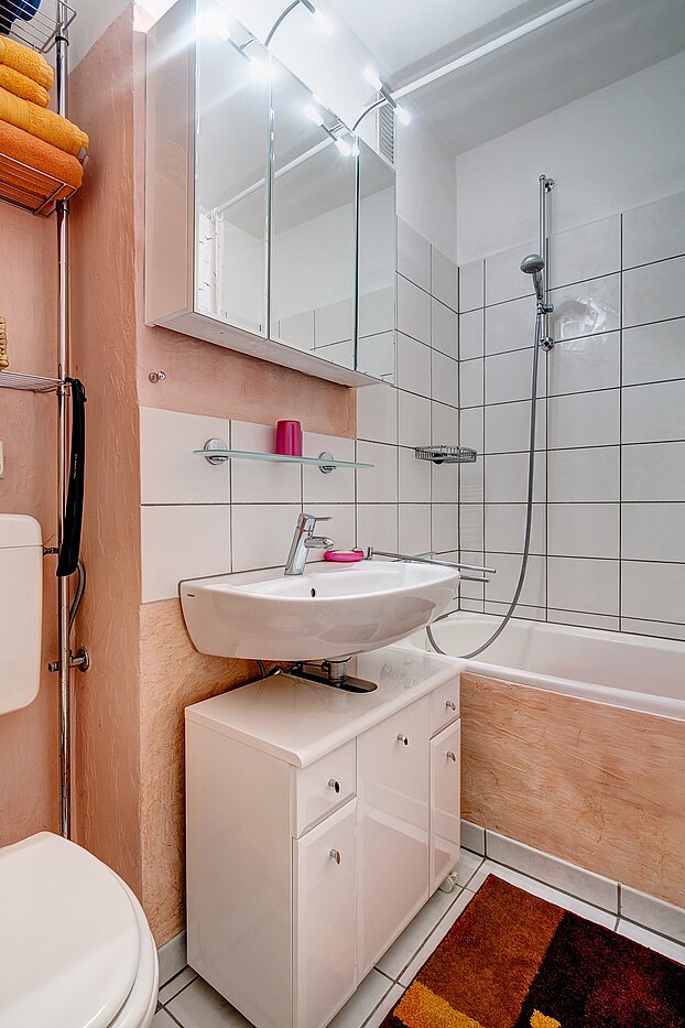 Apartment с 1 комнатная | München-Schwabing | 70257 | Bad mit...