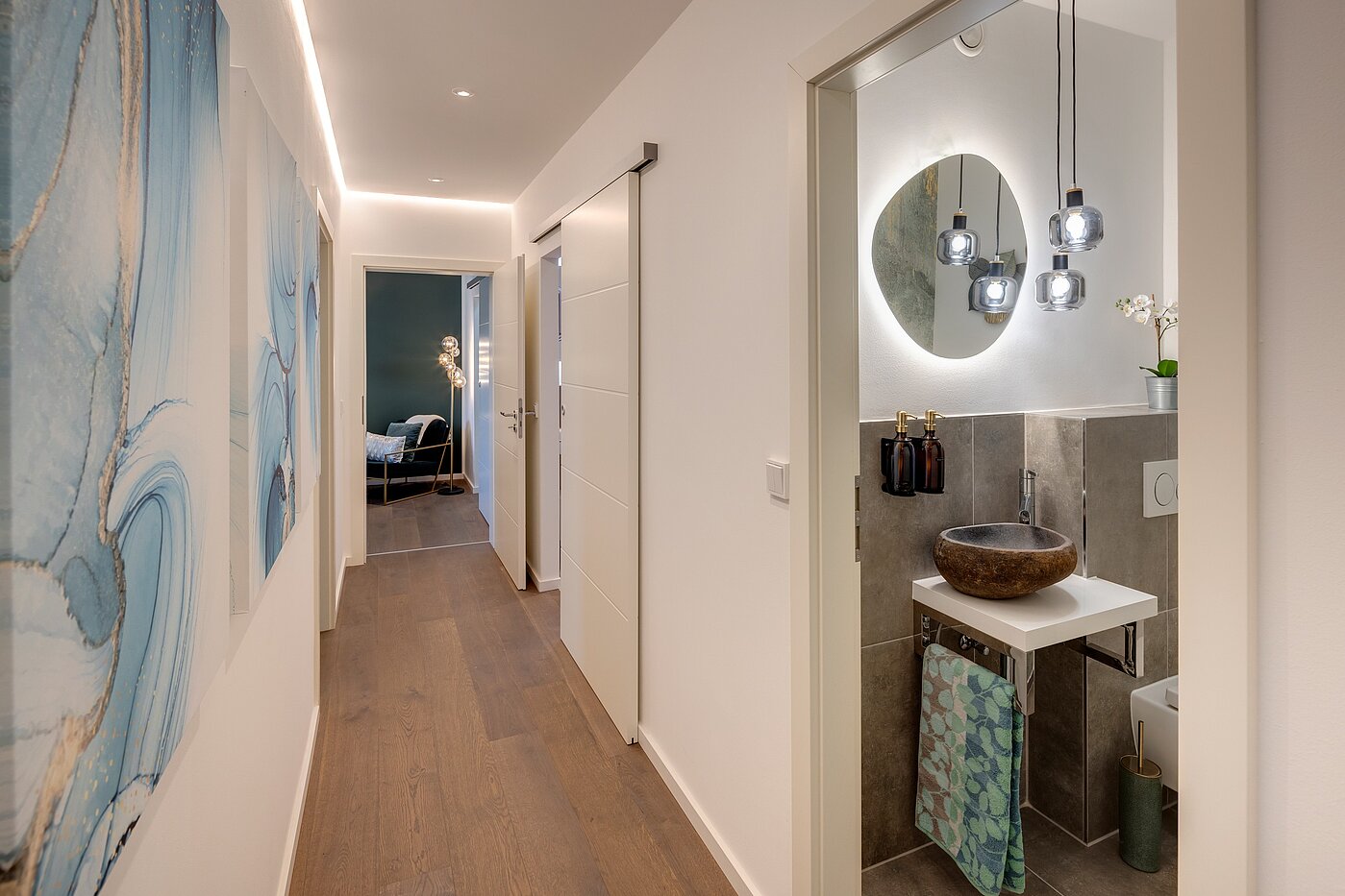 Квартира в многоэтажно доме с 3 комнатами | München-Sendling | 70167 | Weitläufiger Flur