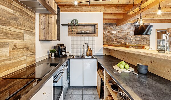 Квартира в многоэтажно доме с 6 комнатами | 70095 | ...und hochwertiger Einbauküche