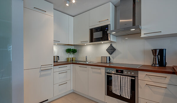 Квартира в многоэтажно доме с 2 комнатами | München-Schwabing | 70434 | ...hochwertiger Einbauküche...