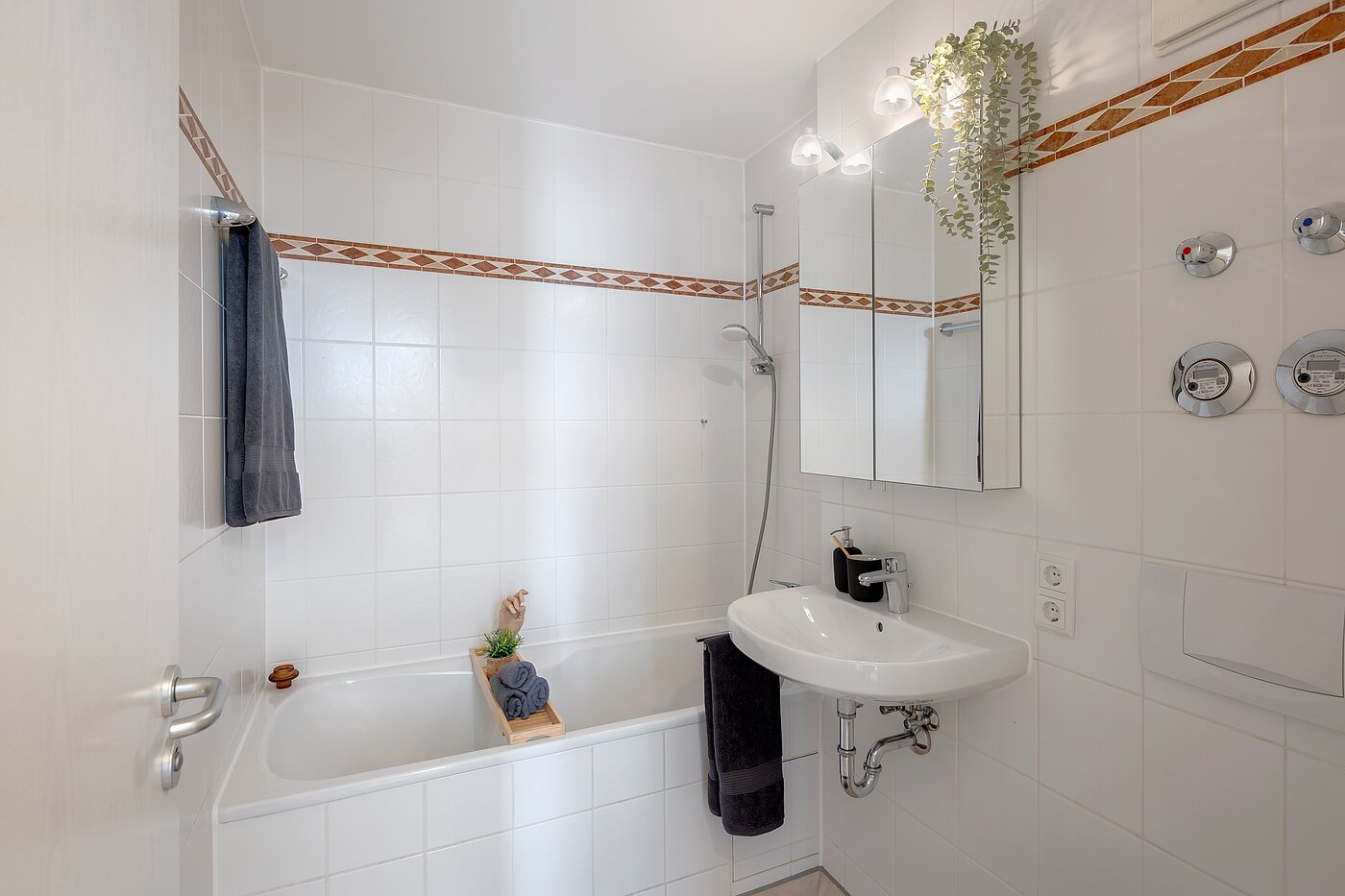 Плоский с 2 комнатами | München-Laim | 70464 | ...modernen Bad