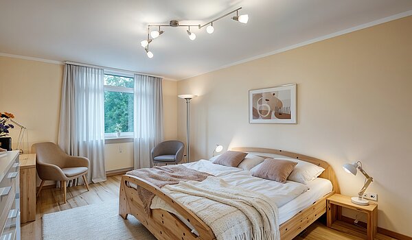Квартира в многоэтажно доме с 4 комнатами | München-Aubing | 70276 | Schlafzimmer I (KI-generierte Inhalte)