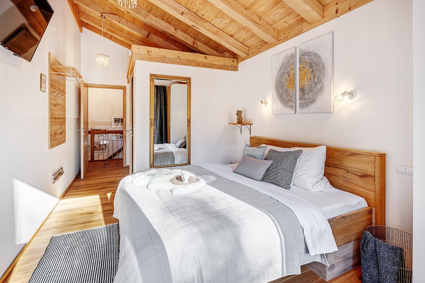 Квартира в многоэтажно доме с 6 комнатами | 70095 | Zimmer 4 im Obergeschoss...