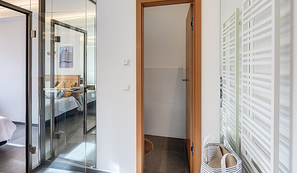 Квартира в многоэтажно доме с 2 комнатами | München-Au | 70387 | Bad