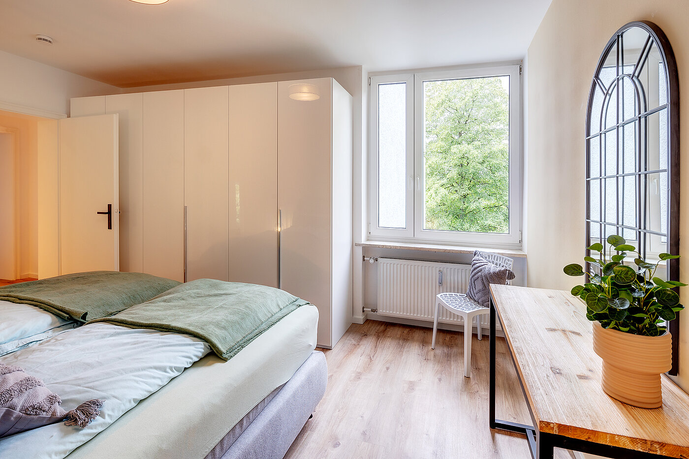 Квартира в многоэтажно доме с 3 комнатами | Unterhaching | 70421 | ...Homeoffice