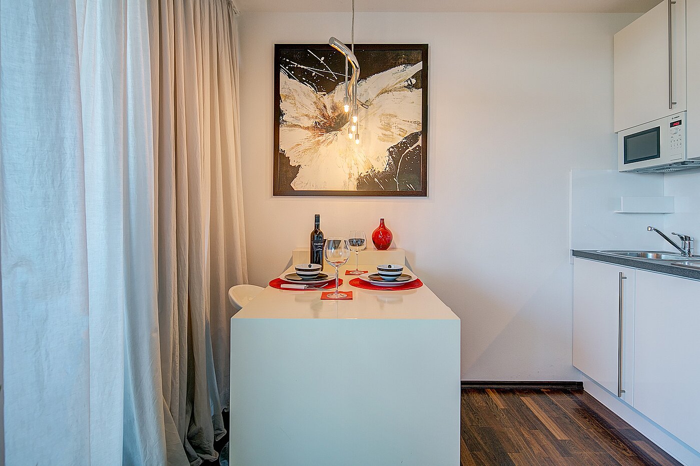 Квартира в многоэтажно доме с 1 комнатная | München-Schwabing | 70079 | ...mit Platz zum essen
