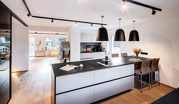 Угловой террасный дом с 6 комнатами | München-Trudering | 70191 | ...offen mit...