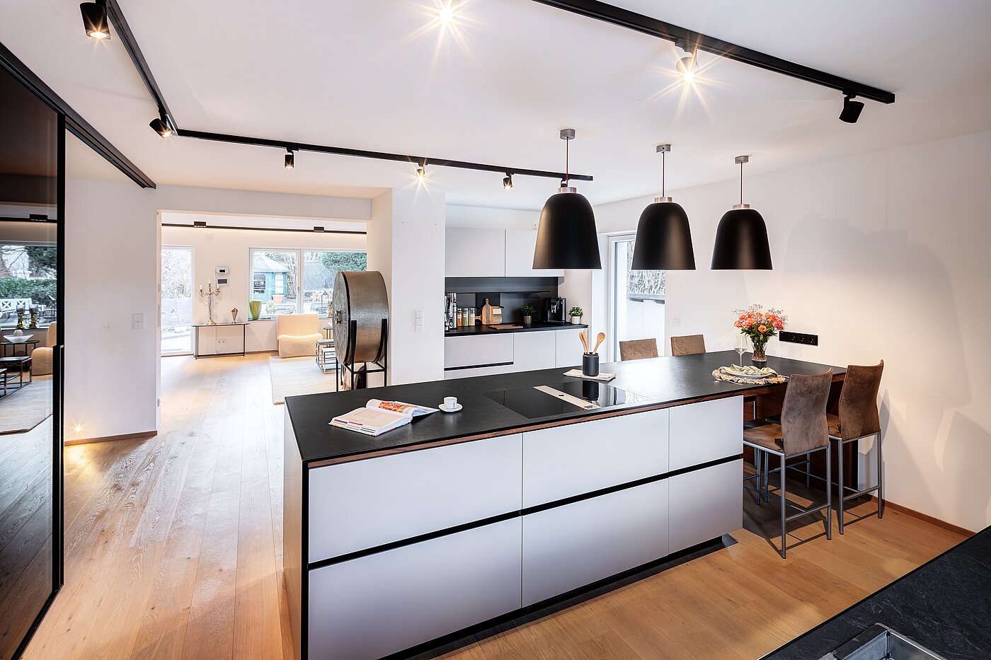 Угловой террасный дом с 6 комнатами | München-Trudering | 70191 | ...offen mit...