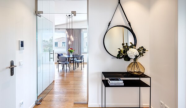 Квартира в многоэтажно доме с 2 комнатами | 70134 | Ansprechendes Entrée