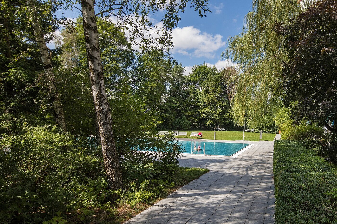 Квартира в многоэтажно доме с 1 комнатная | München-Forstenried | 2111ML1 | ...vom Schwimmbad