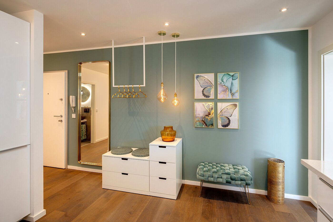 Квартира в многоэтажно доме с 3 комнатами | München-Sendling | 70167 | Eintreten und ankommen