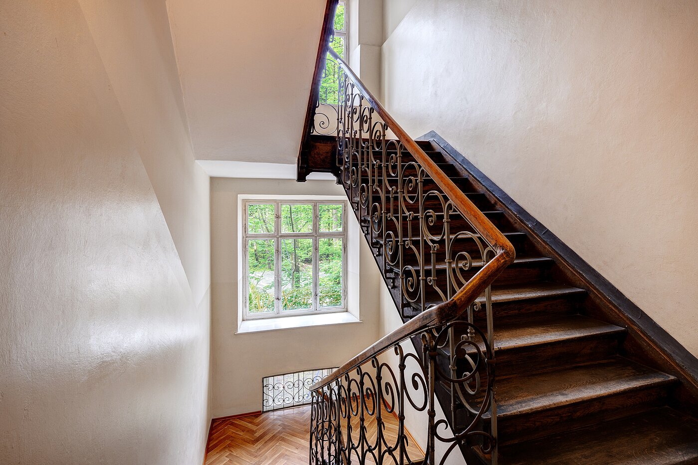 Квартира в многоэтажно доме с 2.5 комнатами | München-Sendling | 70067 | Helles Treppenhaus auch im UG