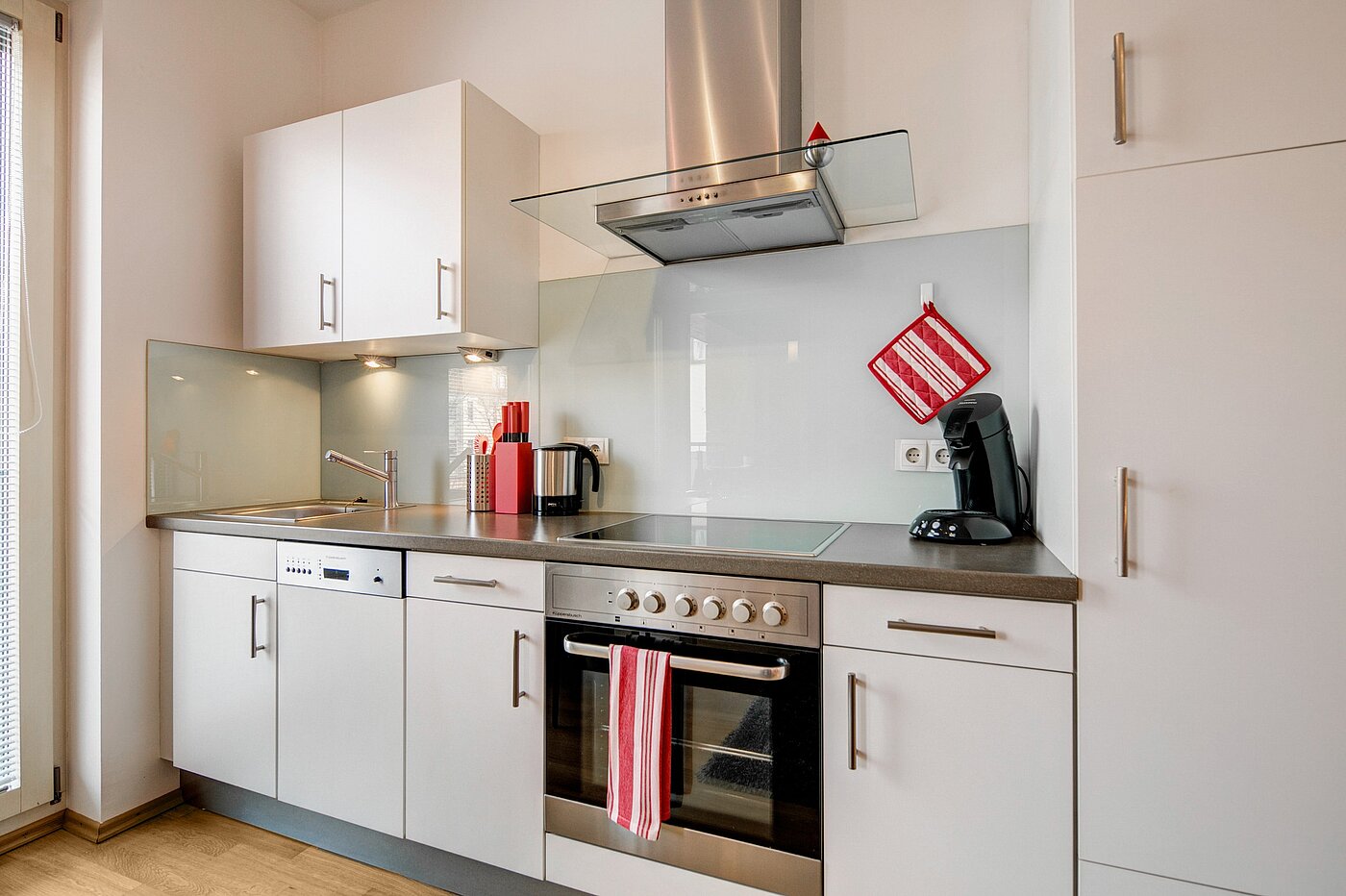 Квартира в многоэтажно доме с 1.5 комнатами | München-Schwabing | 70392 | Einbauküche