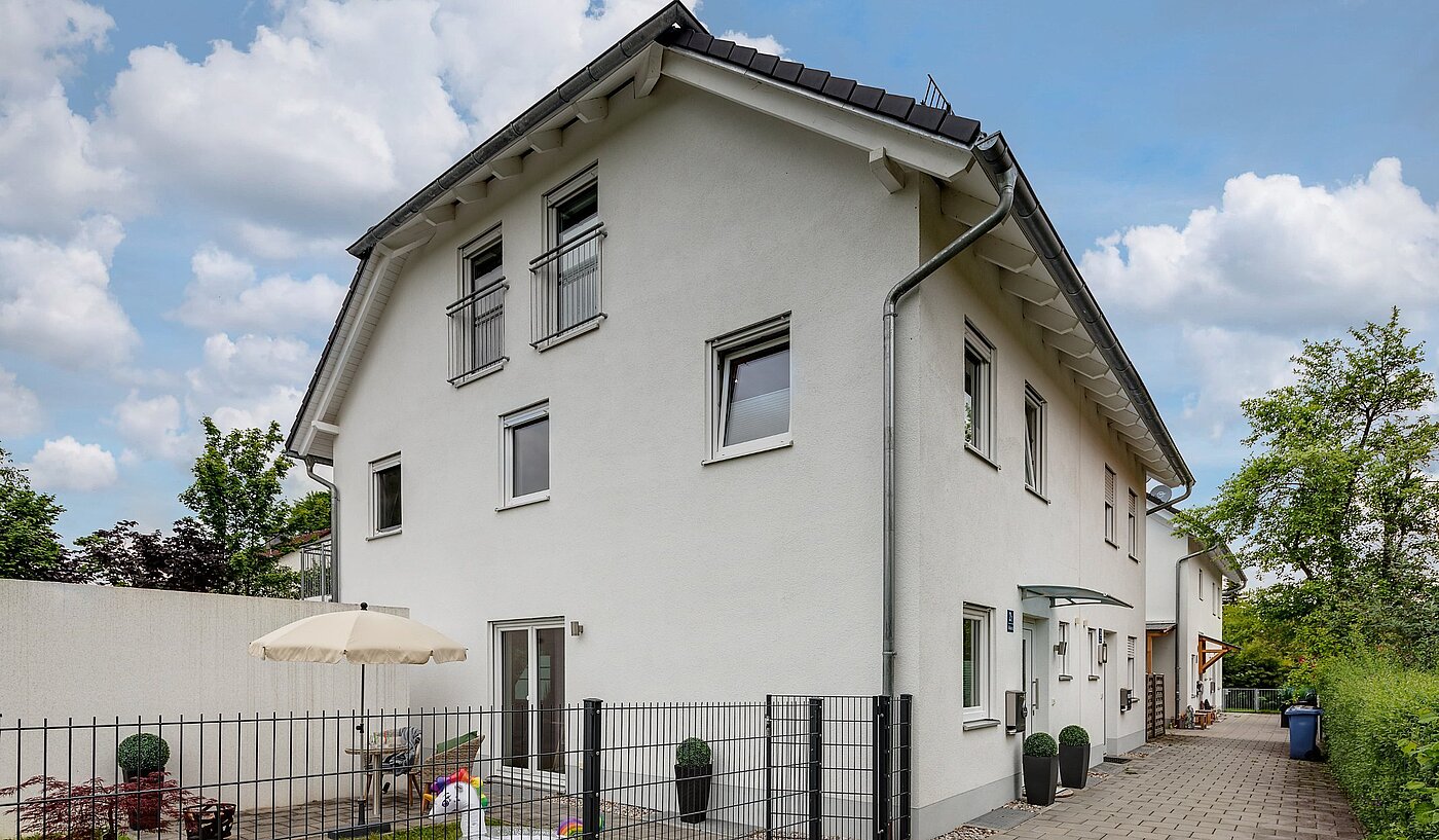 Половина двухквартирного жилого дома с 5 комнатами | München-Aubing | 1905ML4 | Hausansicht