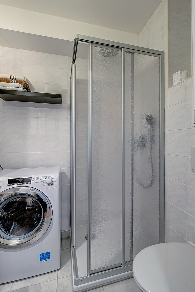 Квартира в многоэтажно доме с 1 комнатная | München-Berg am Laim | 2301ML4 | ...mit Dusche und Waschmaschine