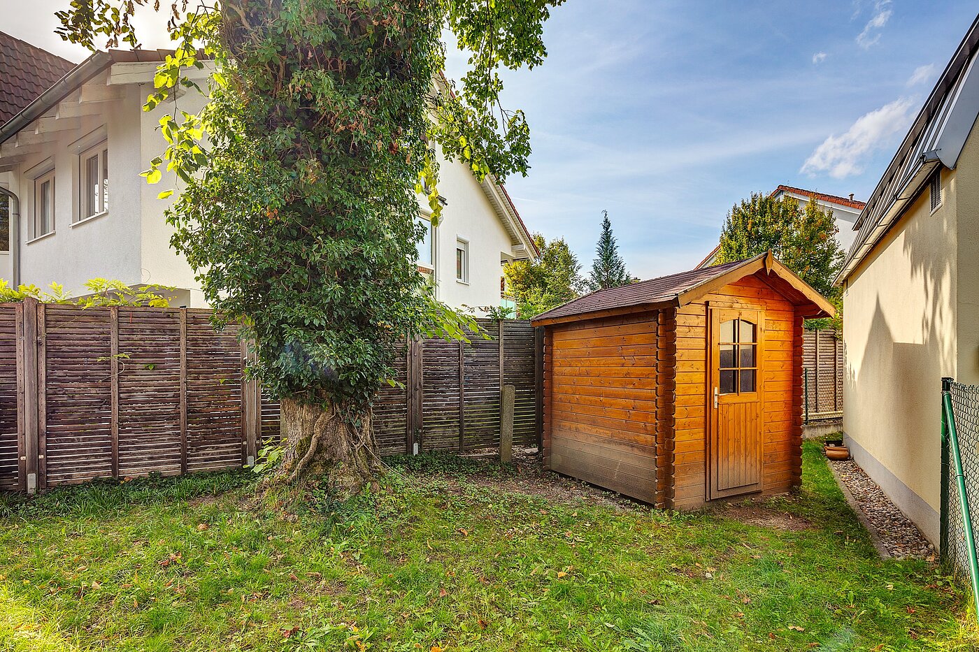 Квартира в многоэтажно доме с 4 комнатами | München-Forstenried | 2209ML6 | Praktisches Gartenhaus