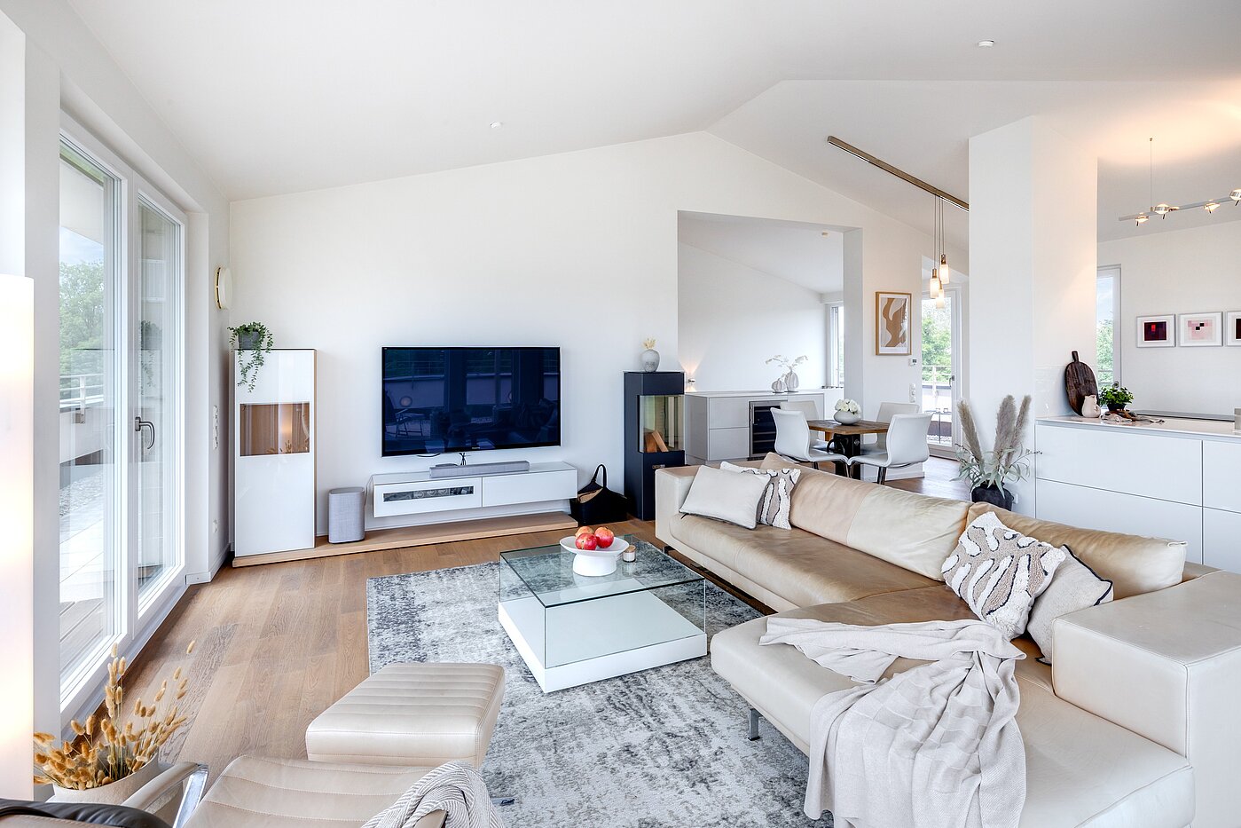 Penthouse с 3.5 комнатами | München-Oberföhring | 70237 | ...Wohnzimmer...