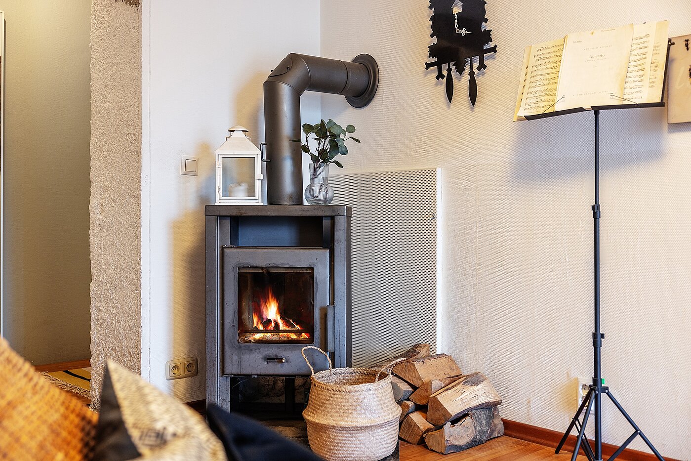 Квартира в многоэтажно доме с 2.5 комнатами | München-Sendling | 70067 | ...mit Schwedenofen...