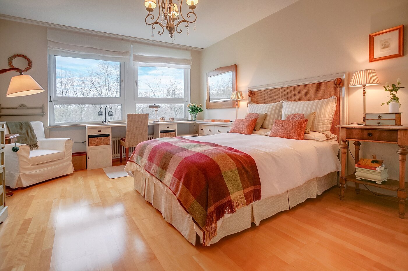 Квартира в многоэтажно доме с 3 комнатами | München-Au | 2003ML17 | Geräumiges Schlafzimmer