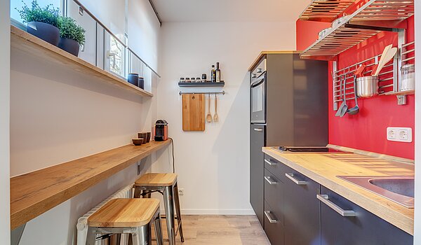 Плоский с 2 комнатами | München-Moosach | 70462 | Barhocker